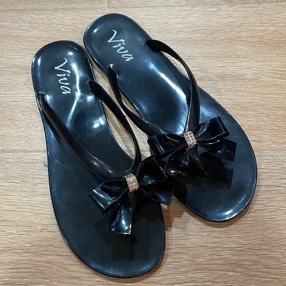 Black Bow Flip Flops (Size 40EU)
